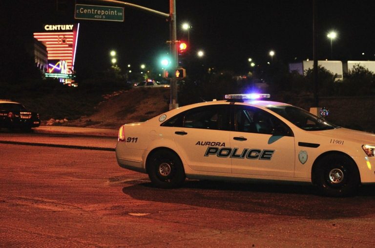 Arrestan a pareja en EEUU por esconder el cuerpo de un amigo para cobrar su pensión