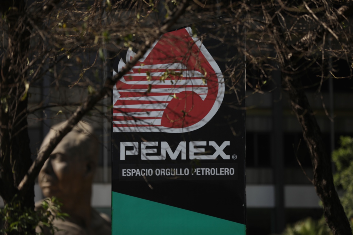 Pemex denuncia intrusión en plataforma en sureste mexicano y activa protocolo de seguridad