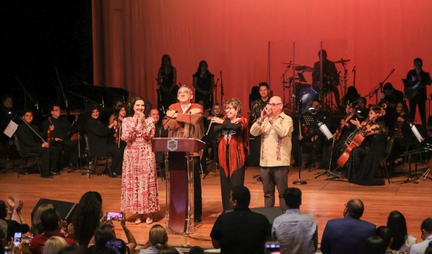 254-2025.-Inaugura-Americo-Villarreal-el-FICSM-2025-7-850x500