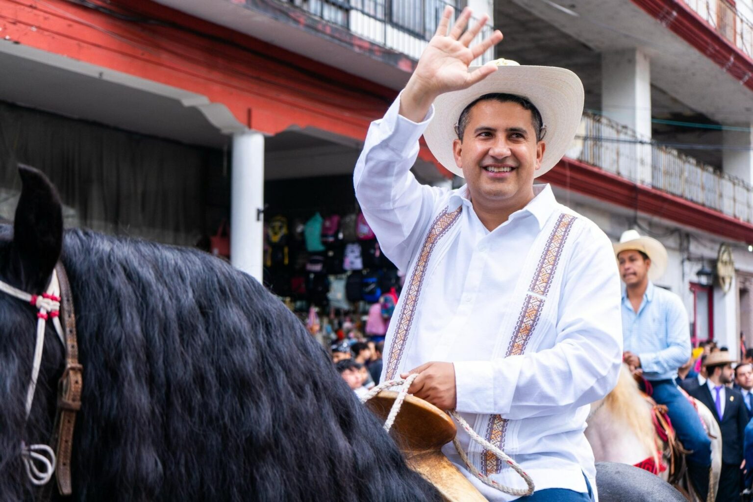carlos-manzo-uruapan-1-1-1536x1024