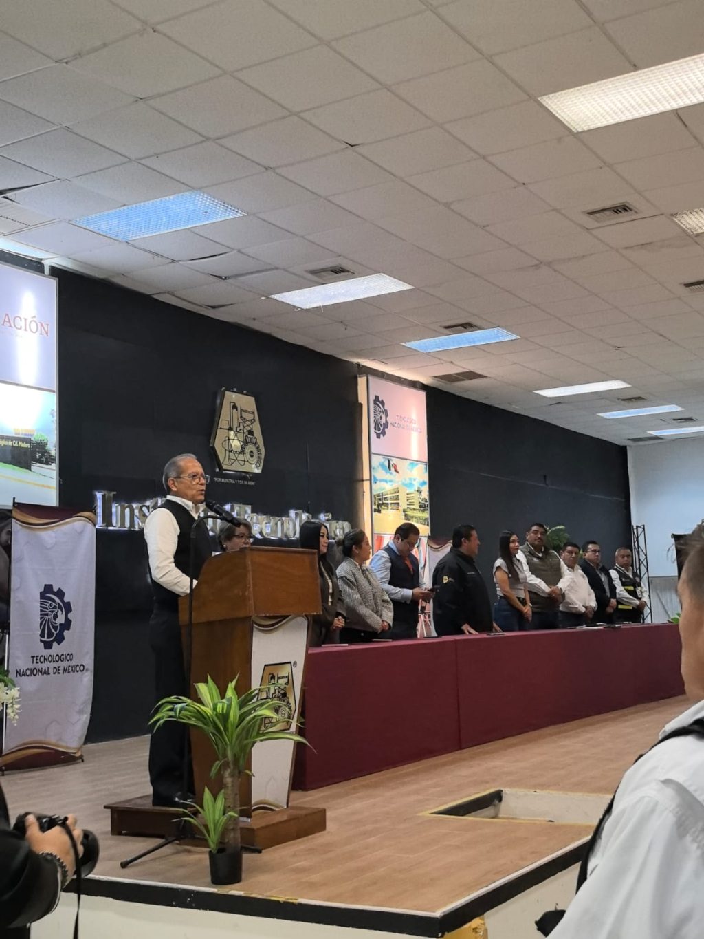 2-ORIENTAN-1024x1365