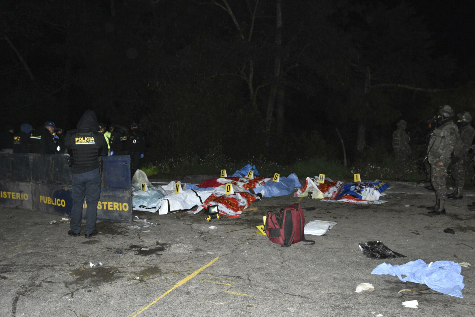 Al menos quince personas pierden la vida en accidente de autobús en el oeste de Guatemala