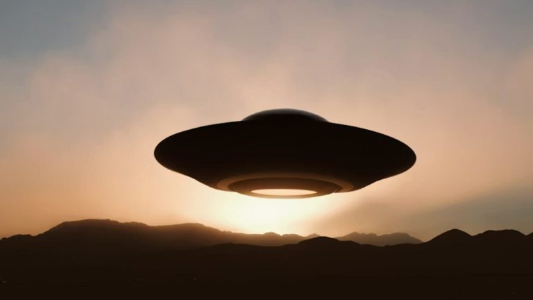 trump-ordena-liberar-archivos-gubernamentales-sobre-ovnis-y-vida-extraterrestre-1536x864