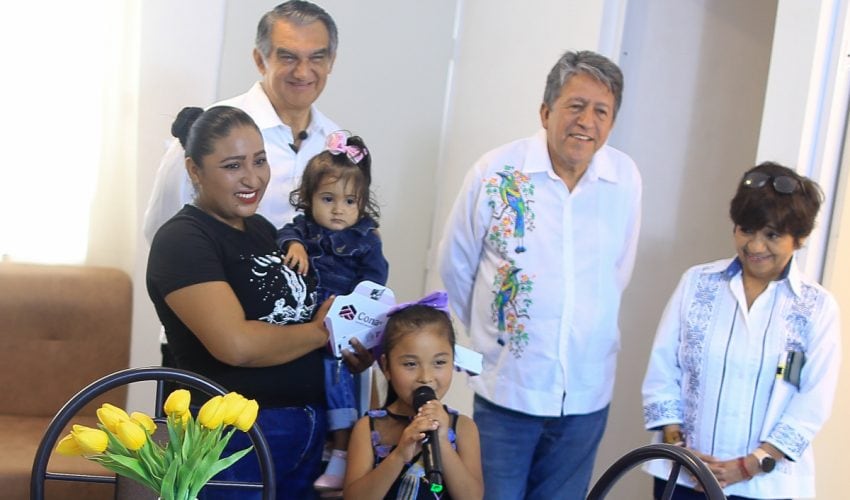 076-2026.-En-enlace-a-la-mananera-presidenta-Sheinbaum-y-Americo-entregan-viviendas-a-familias-de-pescadores-en-Tamaulipas-6-850x500