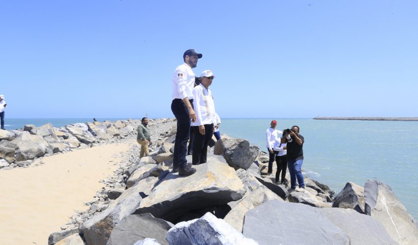 077-2026.-Constatan-Americo-y-titular-de-la-Sedatu-obras-de-urbanizacion-en-el-Puerto-del-Norte-en-Matamoros-5-850x500