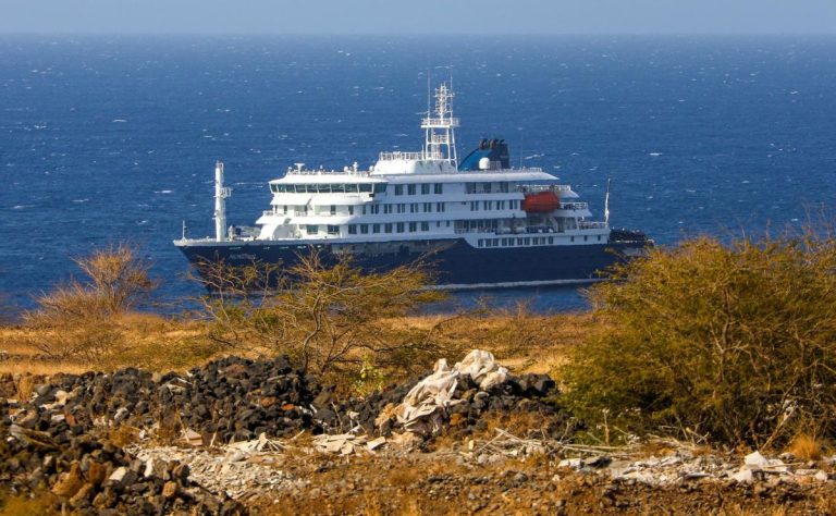 crucero-de-expediciones-en-el-que-estallo-brote-de-hantavirus